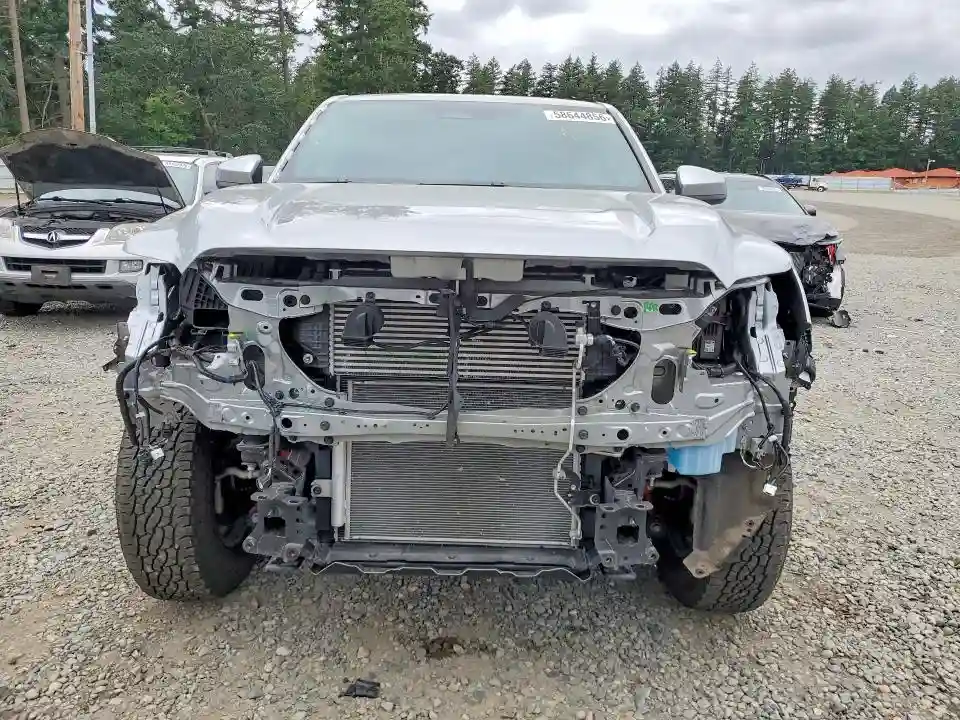 3TMLB5JN3RM010563 2024 TOYOTA TACOMA TRD-4