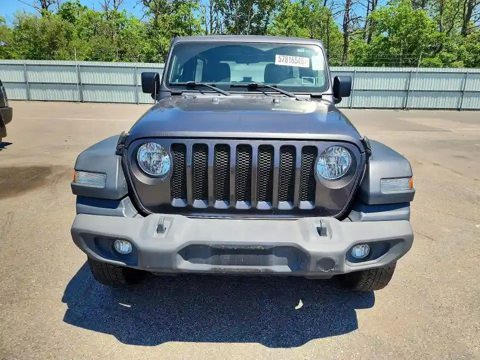1C4HJXDG5JW192126 2018 JEEP WRANGLER-4