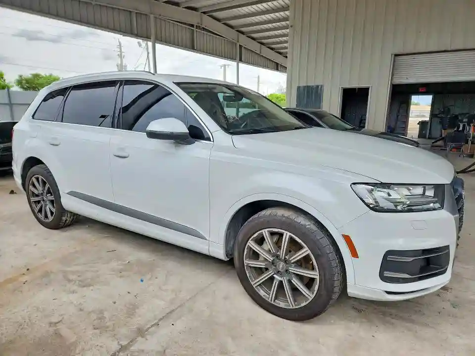 WA1VAAF7XHD021109 2017 AUDI Q7-3