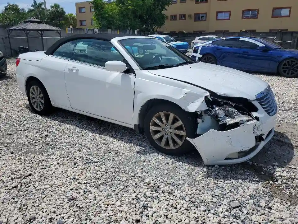 1C3BCBEB1DN533011 2013 CHRYSLER 200-3