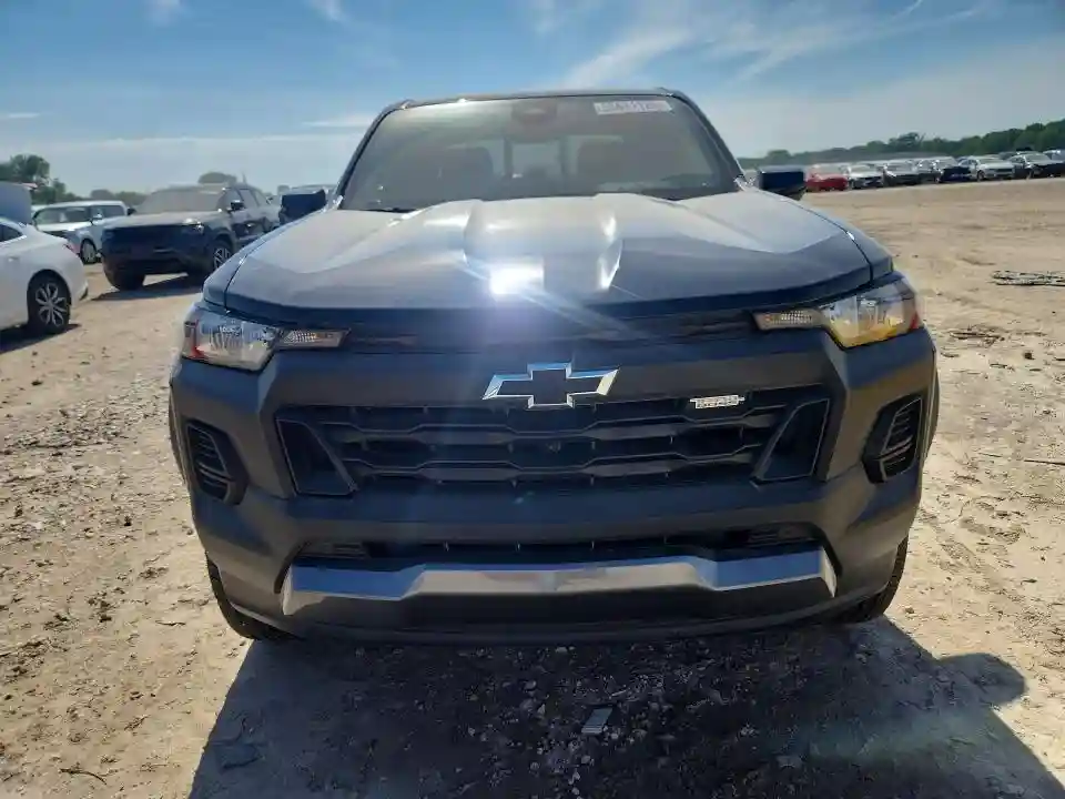 1GCPTEEK0R1147973 2024 CHEVROLET COLORADO-4
