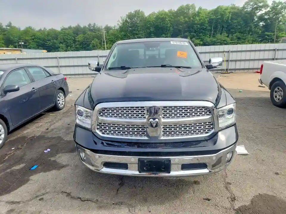 1C6RR7NM1JS258297 2018 RAM 1500-4