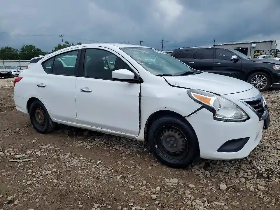 3N1CN7AP3KL861149 2019 NISSAN VERSA-3