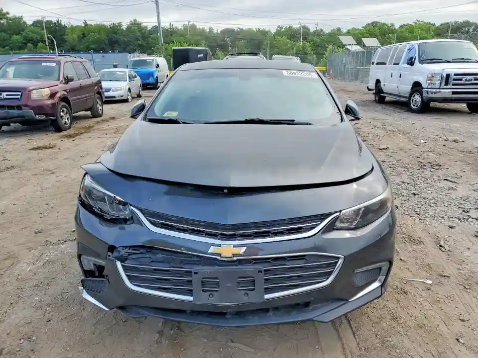 1G1ZE5ST0HF204327 2017 CHEVROLET MALIBU-4