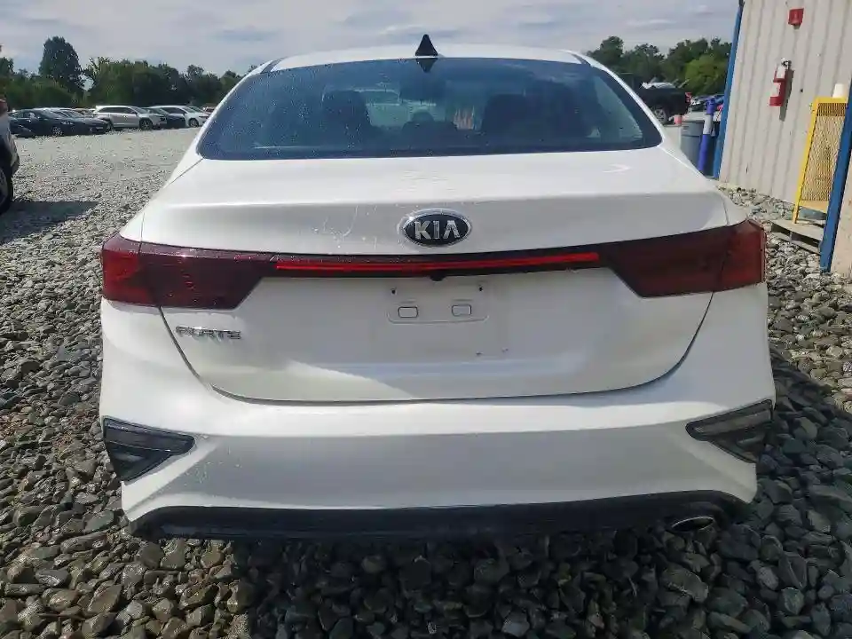 3KPF24AD4ME409516 2021 KIA FORTE-5