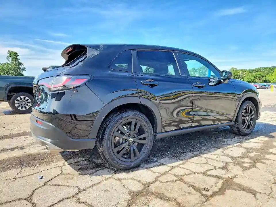 3CZRZ1H55TM704807 2026 HONDA HR-V-2