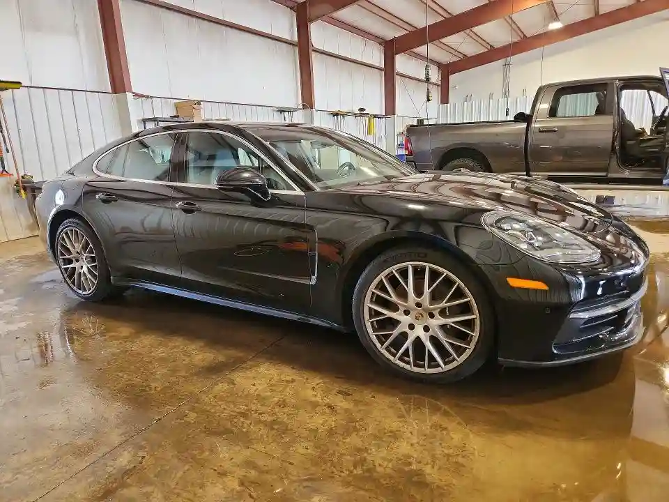 WP0AA2A72KL101860 2019 PORSCHE PANAMERA-3