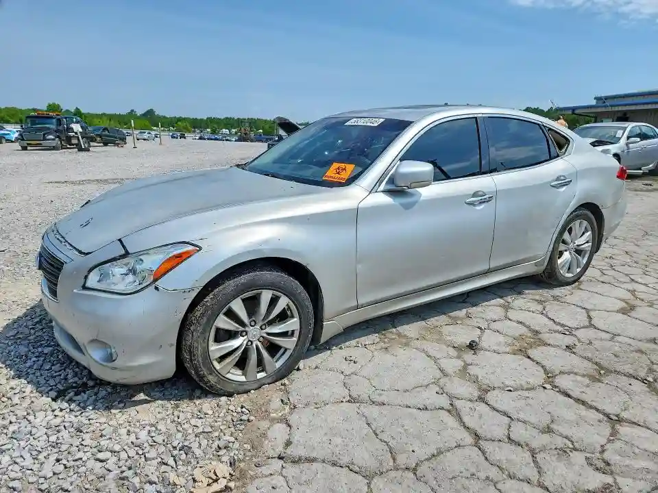 JN1AY1AR9CM580137 2012 INFINITI M56-0
