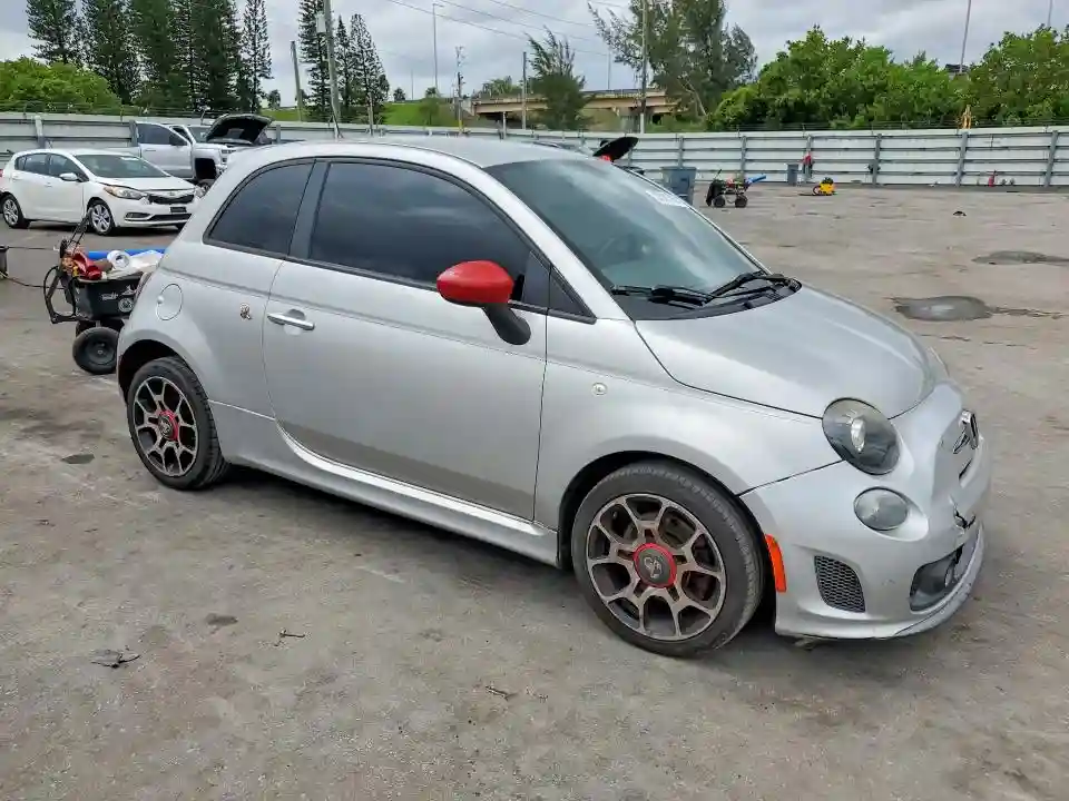 3C3CFFHH1DT593728 2013 FIAT 500-3