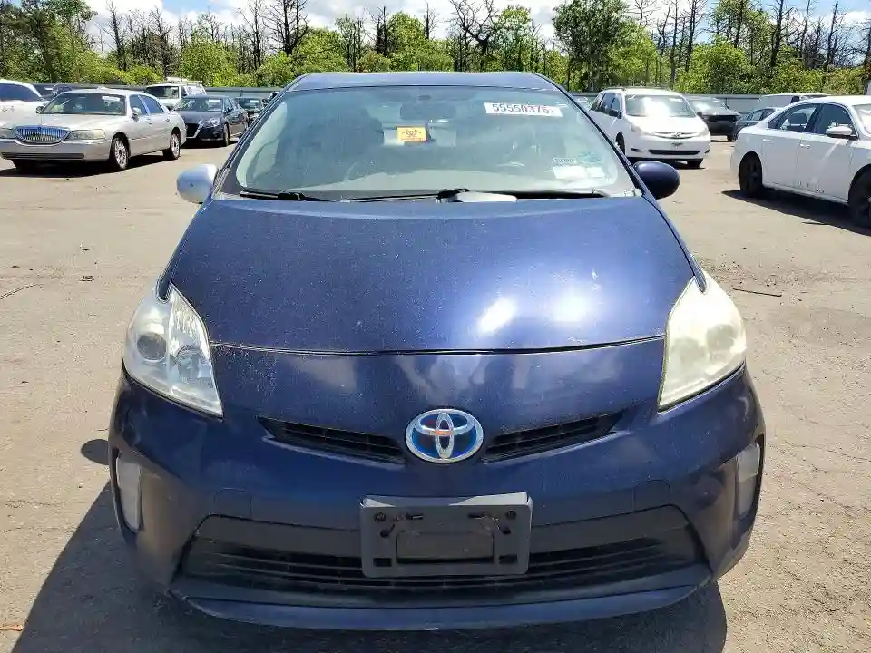 JTDKN3DU1F1961525 2015 TOYOTA PRIUS-4