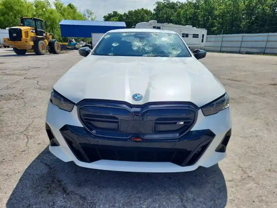 WBY43FK0XRCR75222 2024 BMW I5 M60-4