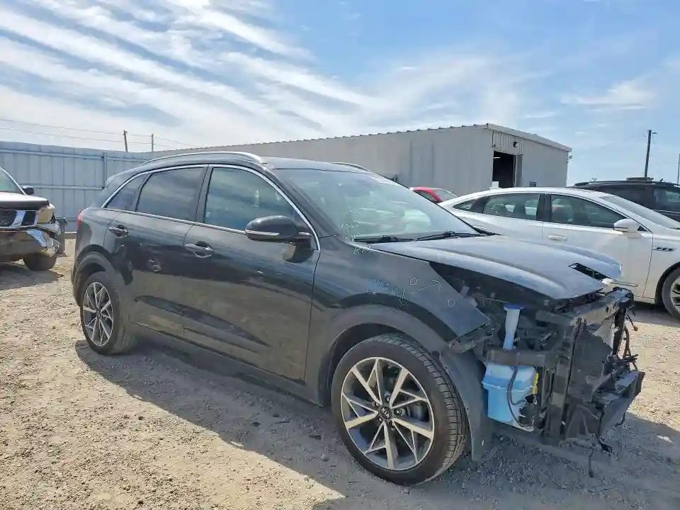 KNDCC3LCXM5463414 2021 KIA NIRO-3