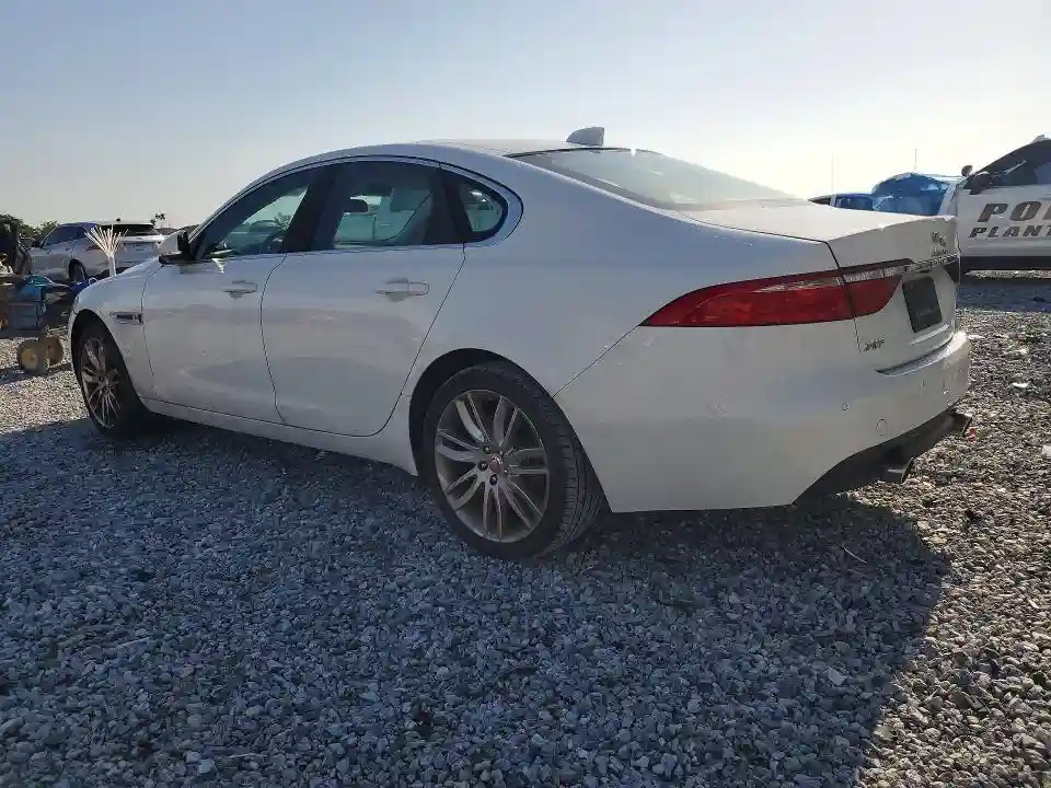 SAJBE4BV4GCY06332 2016 JAGUAR XF-1