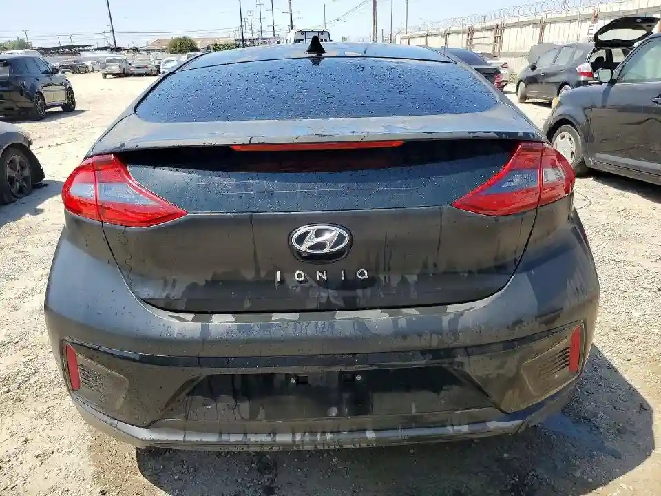 KMHC05LC4HU030229 2017 HYUNDAI IONIQ-5