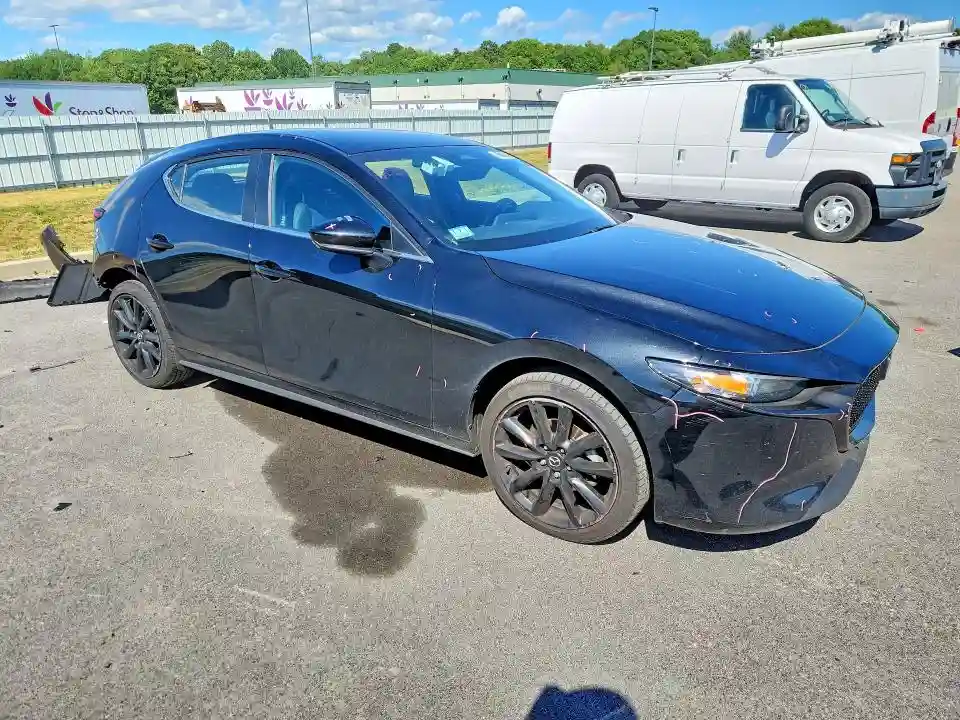 JM1BPAKM8R1722205 2024 MAZDA MAZDA3-3