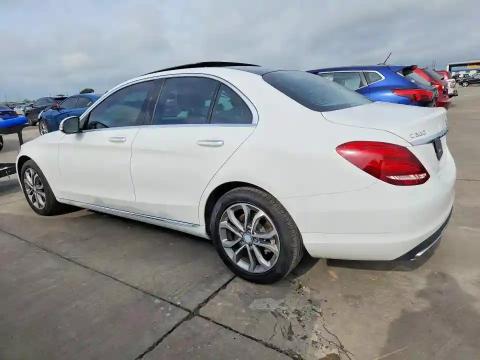 55SWF4KB7FU074961 2015 MERCEDES-BENZ C-CLASS-1