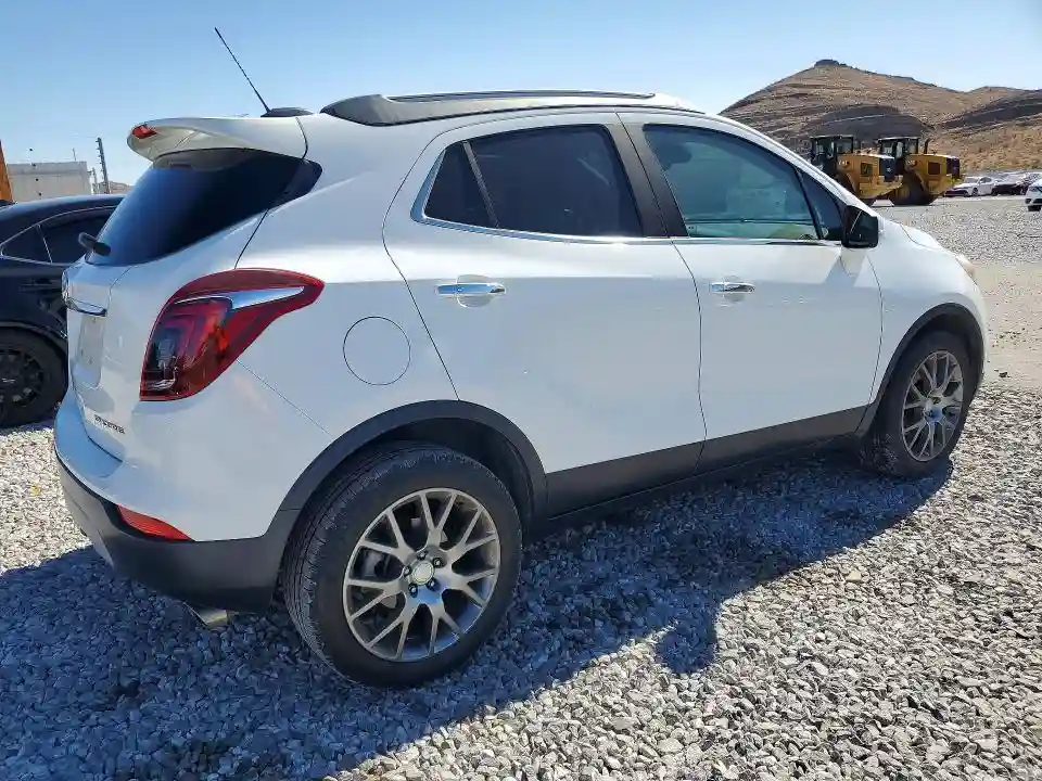KL4CJ1SM5JB654654 2018 BUICK ENCORE-2