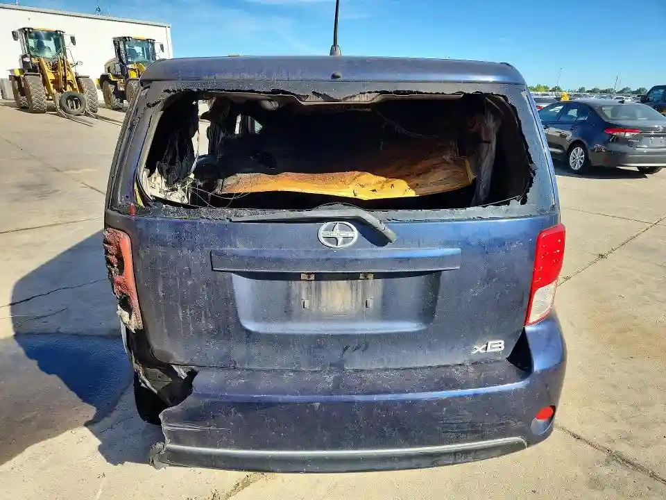 JTLZE4FE4DJ039052 2013 SCION XB-5