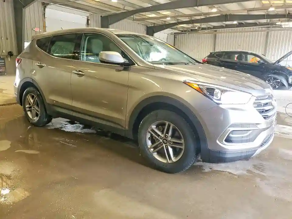 5NMZTDLB6JH100222 2018 HYUNDAI SANTA FE-3