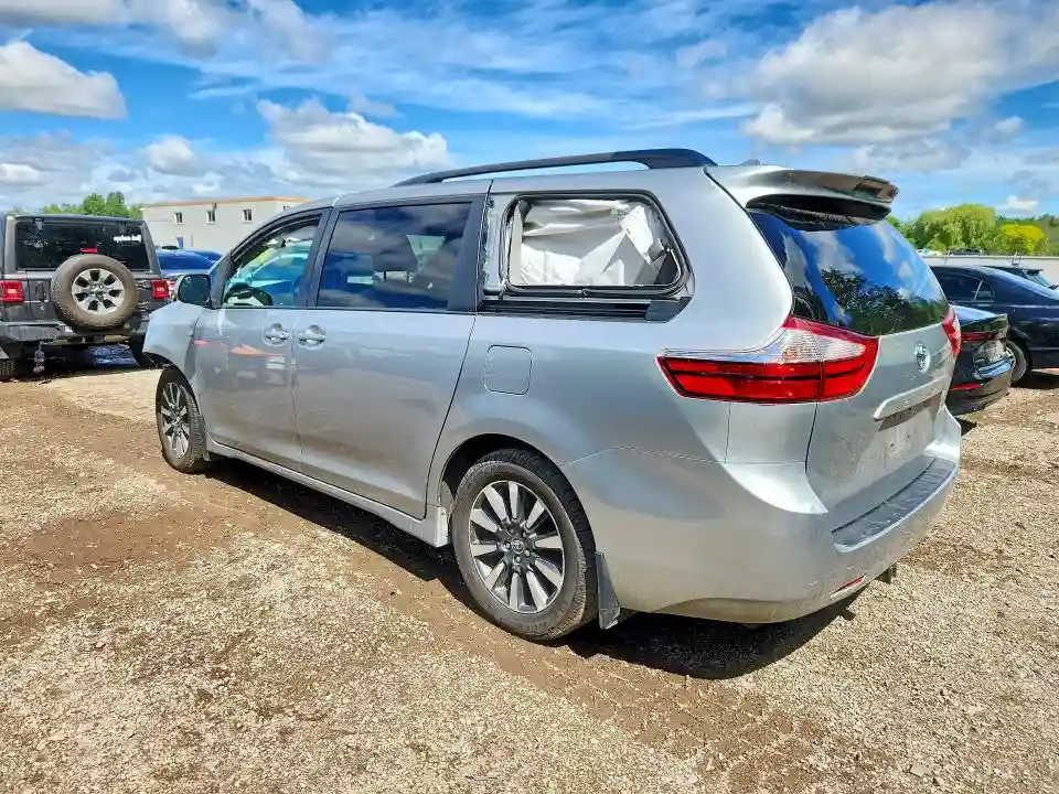5TDJZ3DC5KS211873 2019 TOYOTA SIENNA-1