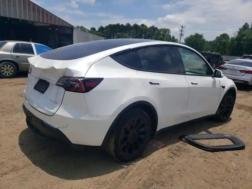 7SAYGDEE7PF876847 2023 TESLA MODEL Y-2