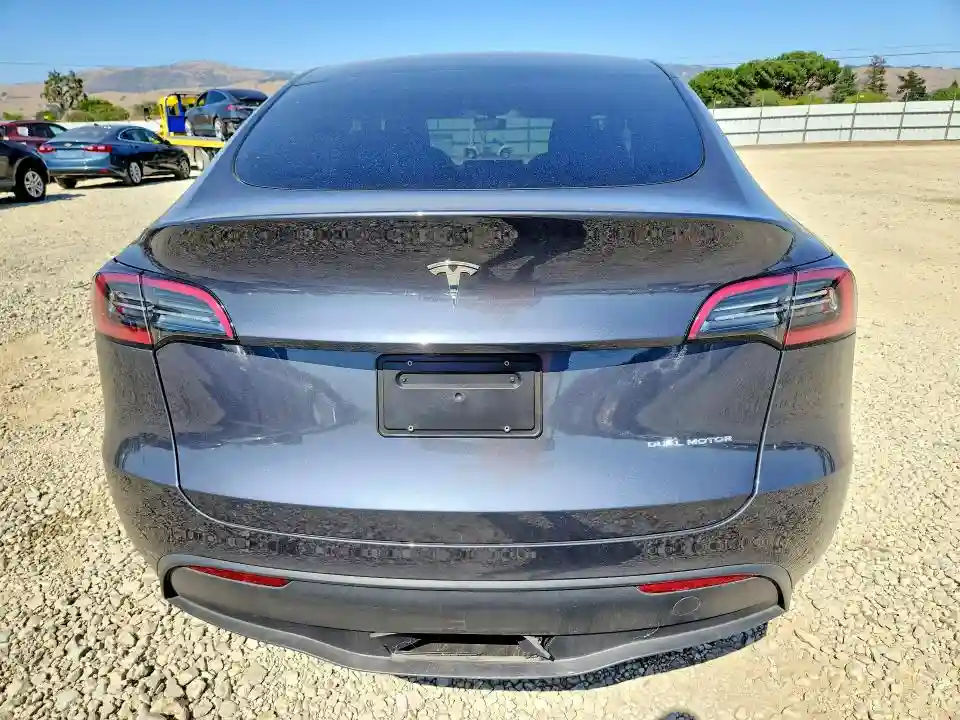 7SAYGDEE0PF938153 2023 TESLA MODEL Y-5