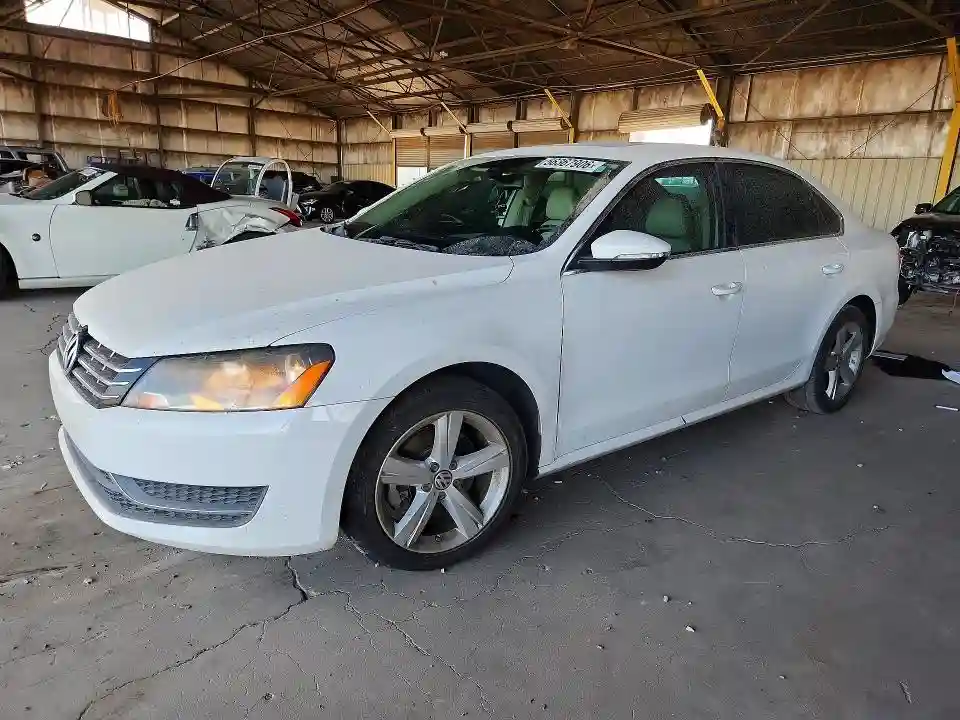 1VWBN7A32CC042827 2012 VOLKSWAGEN PASSAT-0