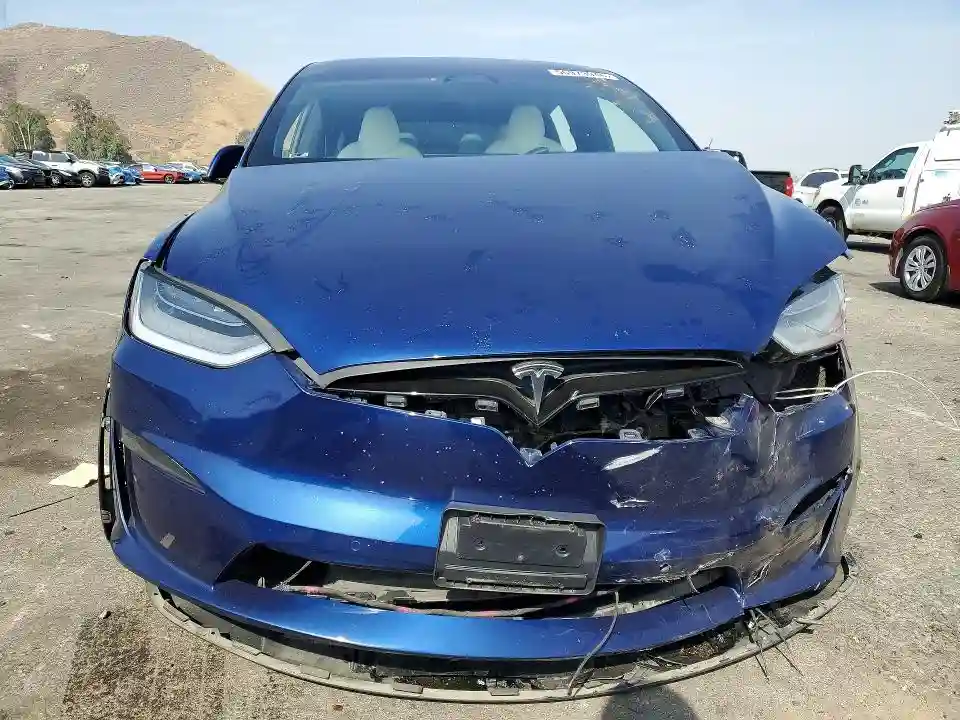 7SAXCBE53NF329261 2022 TESLA MODEL X-4