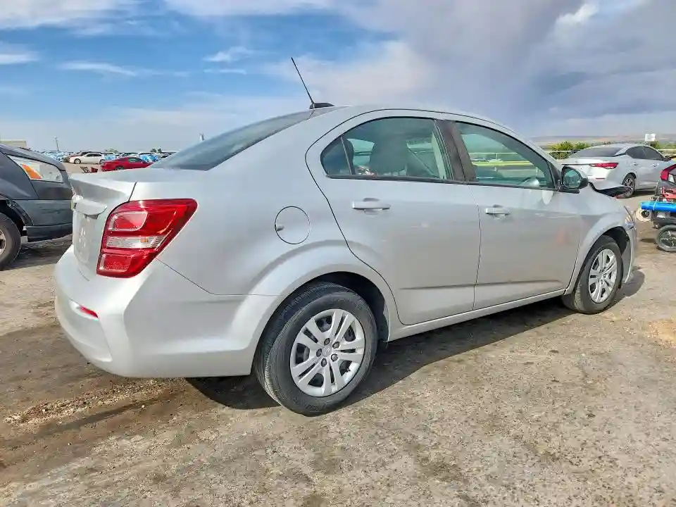 1G1JB5SG1H4146877 2017 CHEVROLET SONIC-2