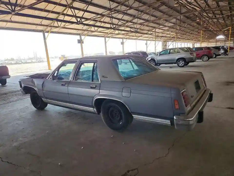 1FABP43F8FZ126273 1985 FORD LTD-1