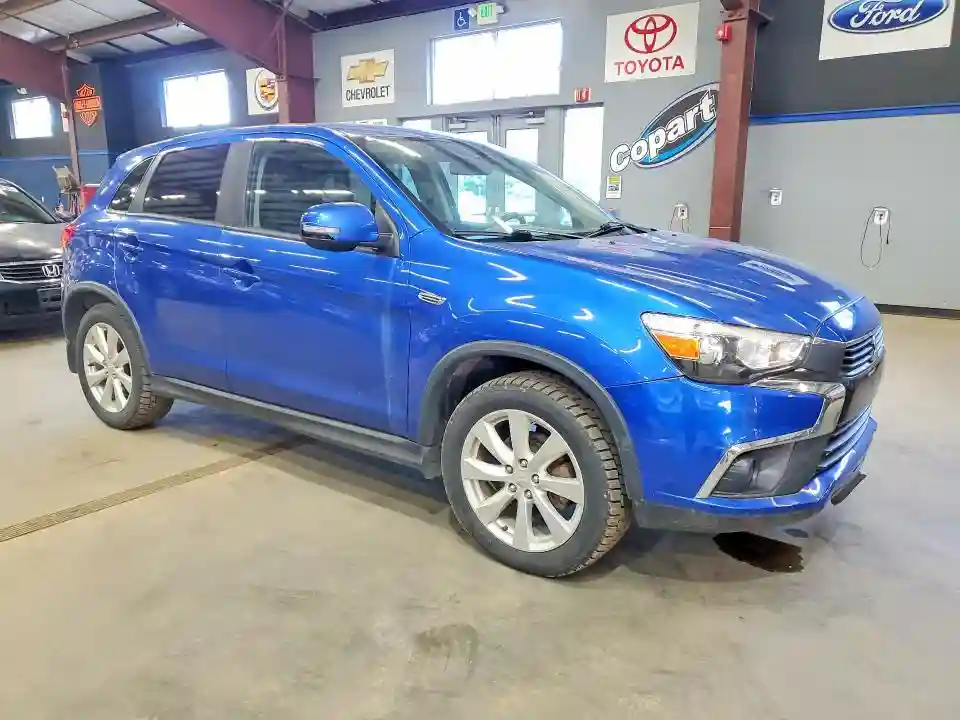 JA4AR3AU4HZ045697 2017 MITSUBISHI OUTLANDER-3