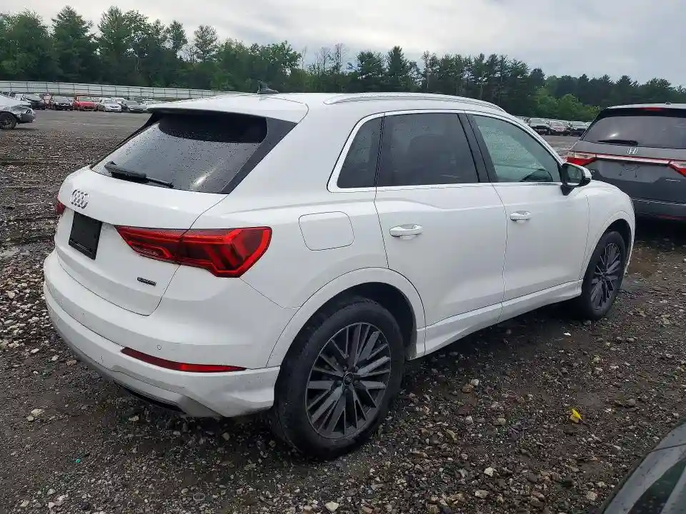WA1AUCF39N1011117 2022 AUDI Q3-2