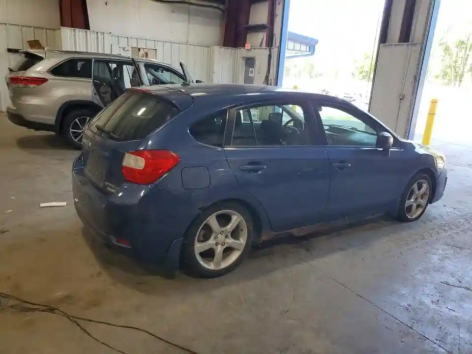 JF1GPAD66D2841934 2013 SUBARU IMPREZA-2