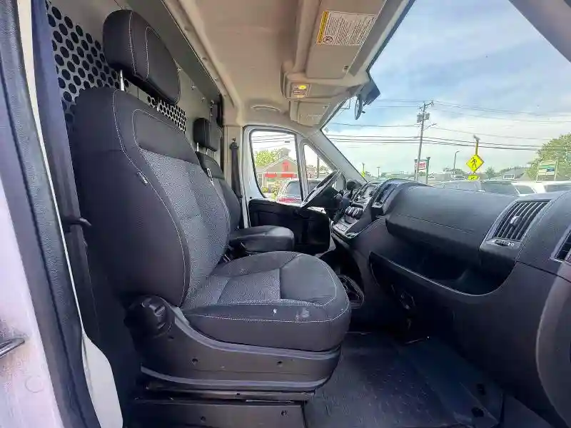 3C6TRVAG3HE528962 2017 RAM PROMASTER-4