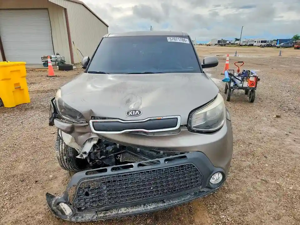 KNDJN2A28F7209763 2015 KIA SOUL BASE-4