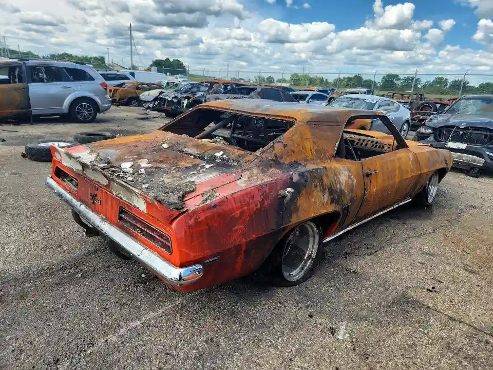 124379N651270 1969 CHEVROLET CAMARO-2