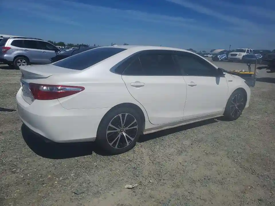 4T1BD1FK5HU221640 2017 TOYOTA CAMRY SOLA-2