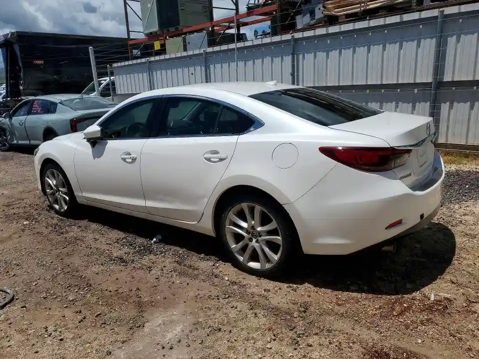 JM1GL1V52H1147426 2017 MAZDA 6-1
