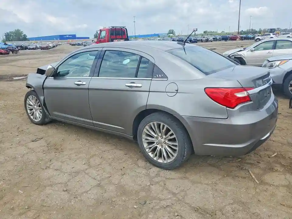 1C3CCBCG1DN575553 2013 CHRYSLER 200-1