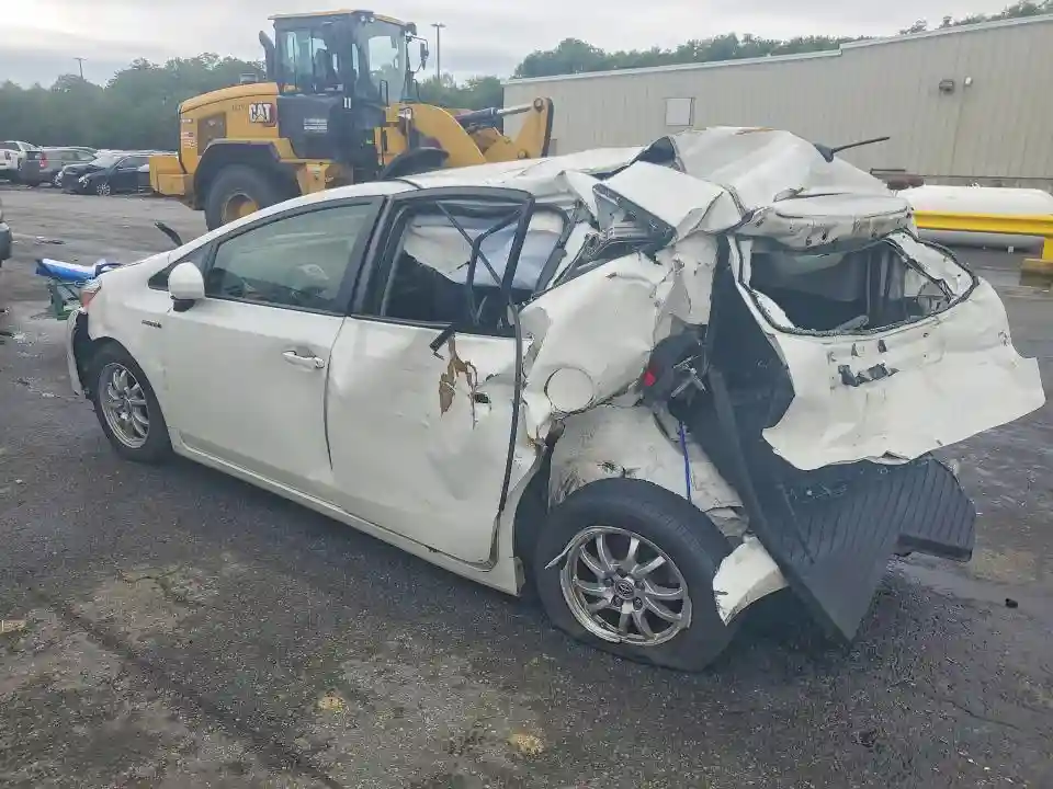 JTDZN3EU8GJ045990 2016 TOYOTA PRIUS-1