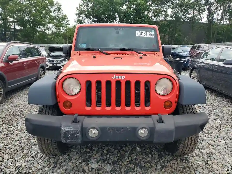 1C4BJWDG5DL582536 2013 JEEP WRANGLER-4
