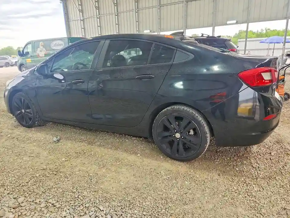 1G1BC5SM5J7127275 2018 CHEVROLET CRUZE-1