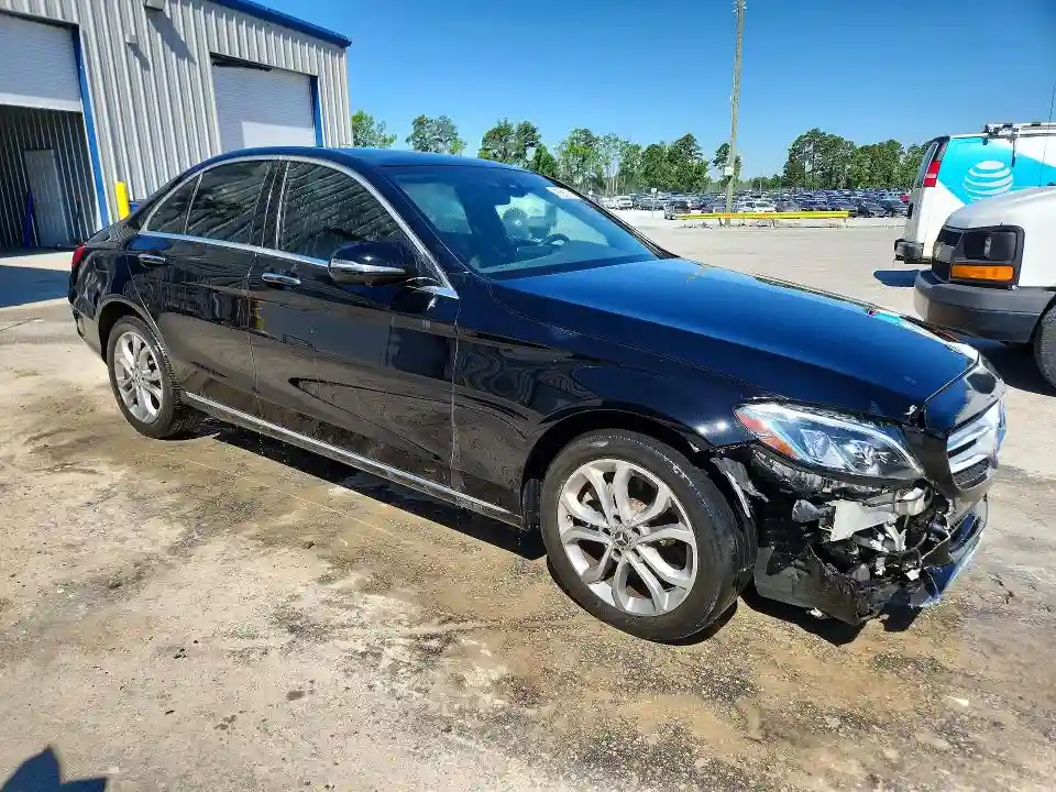 55SWF4KB8JU258069 2018 MERCEDES-BENZ C-CLASS-3
