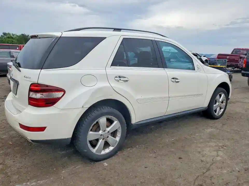 4JGBB8GB7BA714855 2011 MERCEDES-BENZ M-CLASS-2