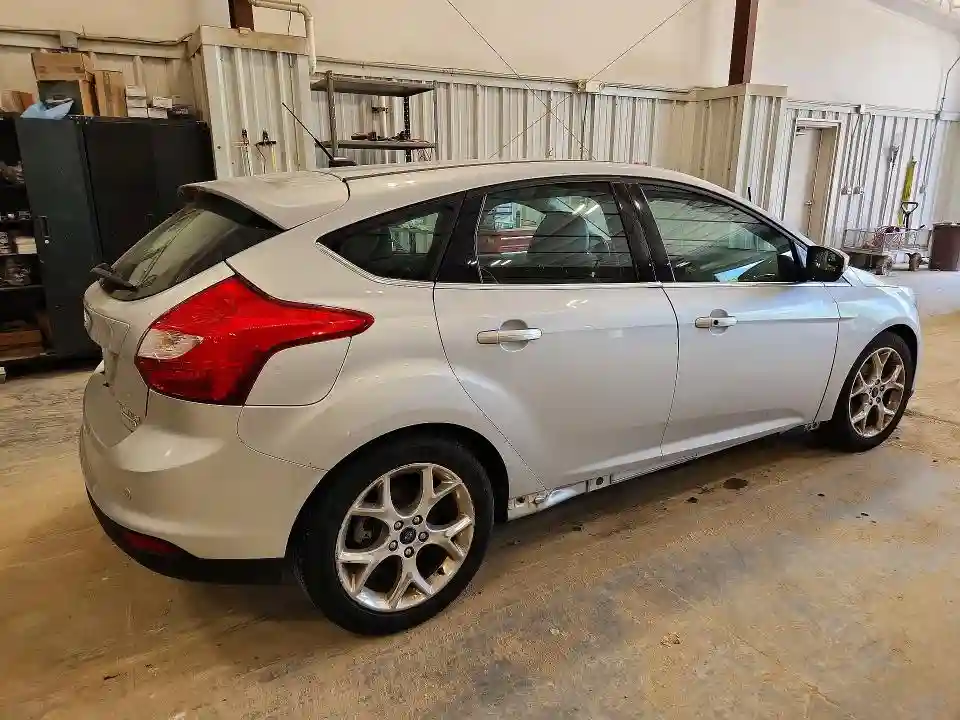 1FADP3N24EL292501 2014 FORD FOCUS-2