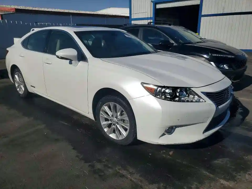 JTHBW1GG4E2066030 2014 LEXUS ES300-3