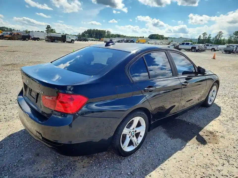 WBA3C3G54FNT51512 2015 BMW 3 SERIES-2