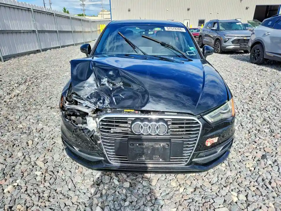 WAUVPBFF0GA093130 2016 AUDI A3-4