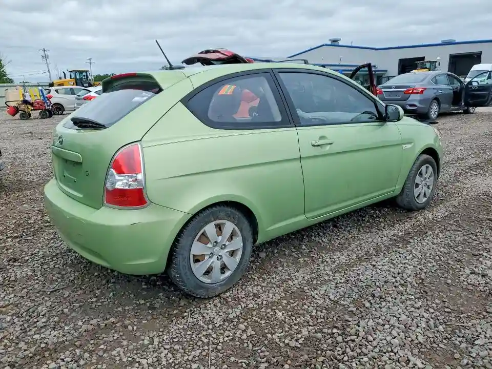 KMHCM3AC4BU192560 2011 HYUNDAI ACCENT-2