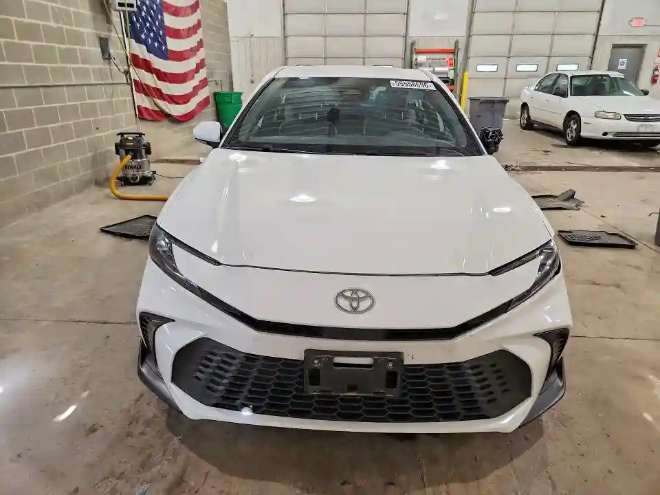 4T1DAACK6SU038650 2025 TOYOTA CAMRY-4